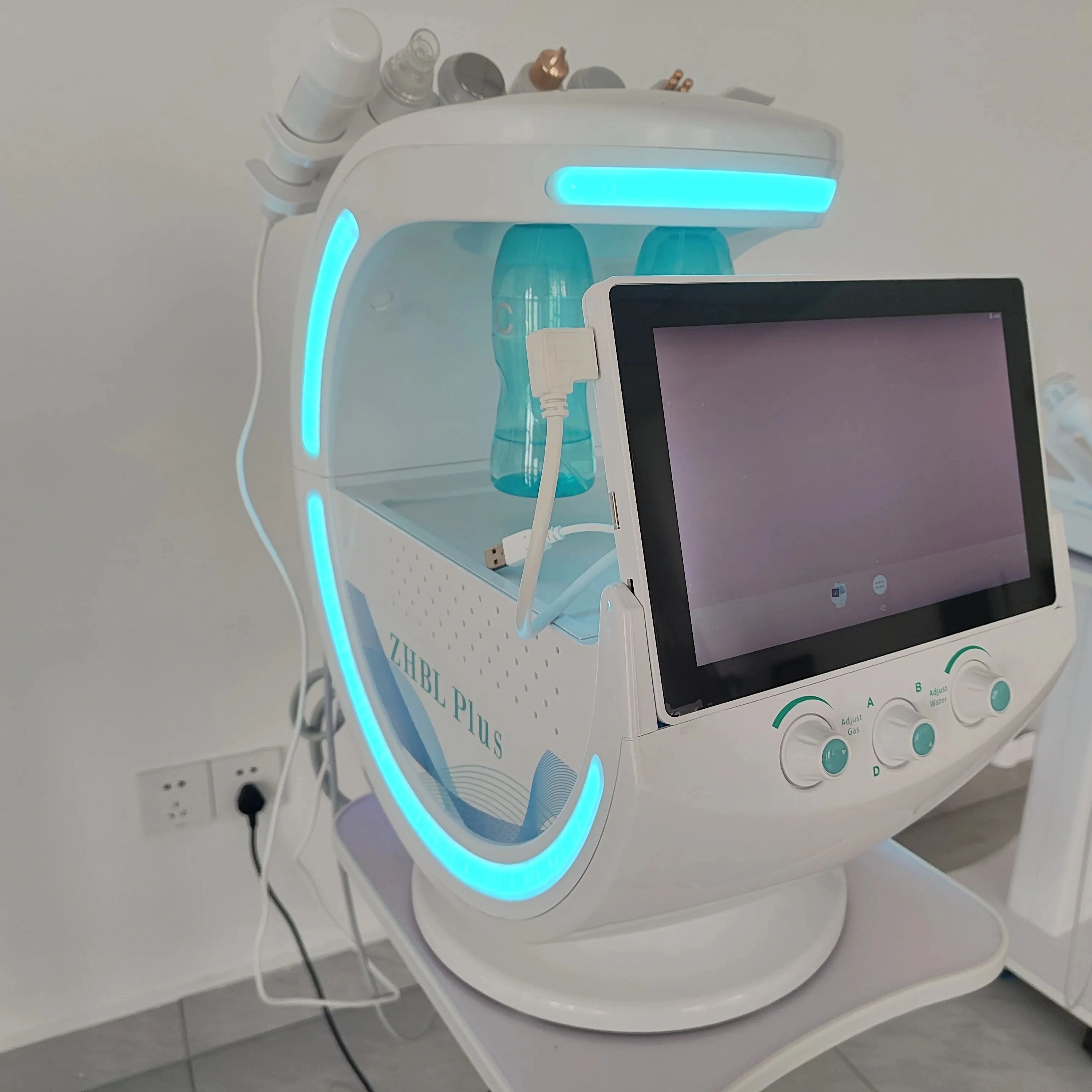 Smart Ice Blue Plus: dispositi - Hydro Facial Machine 7 In 1 recensione e prezzo